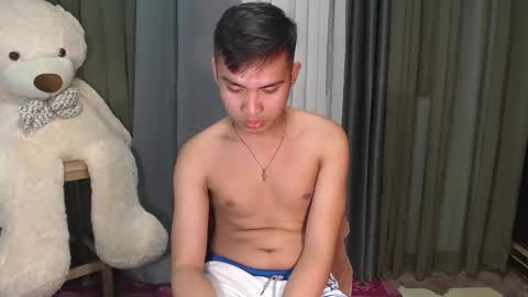 Snapshot of asian_prince_echoxx chatting on January 14, 10:38 am Echoo online show from January 14, 10:38 am