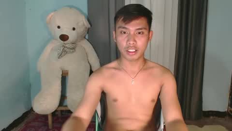 Snapshot of asian_prince_echoxx chatting on December 5, 11:49 am Echoo online show from December 5, 11:49 am