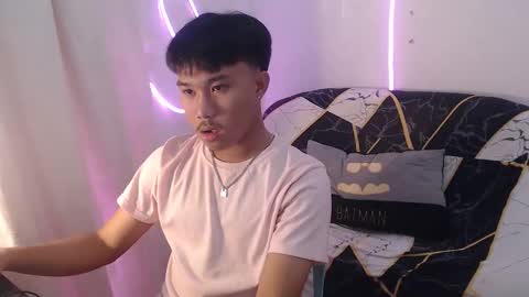 Snapshot of asian_prince_of_cock chatting on September 10, 12:59 pm Prince online show from September 10, 12:59 pm
