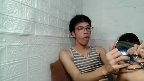 EIZE online show from March 23, 5:57 am