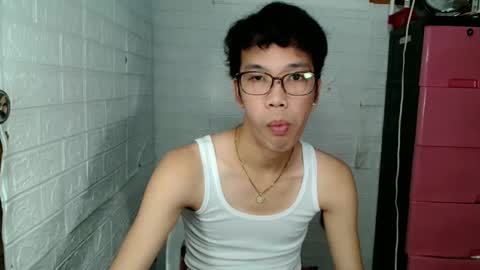 EIZE online show from March 16, 4:30 am