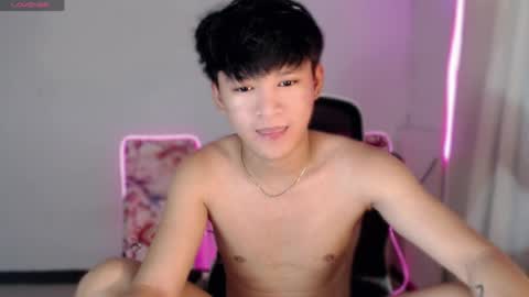 asianbrilee online show from July 14, 1:51 am