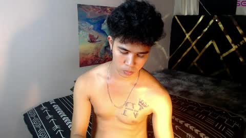 asiancum_peter online show from April 22, 2:07 am
