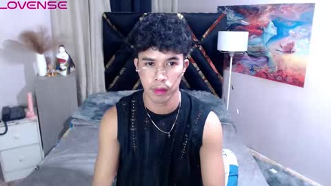 Snapshot of asiancum_peter chatting on September 17, 11:11 am asiancum_peter online show from September 17, 11:11 am