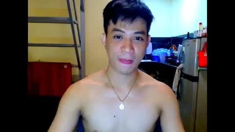 asiandreamboyx online show from May 3, 1:08 am