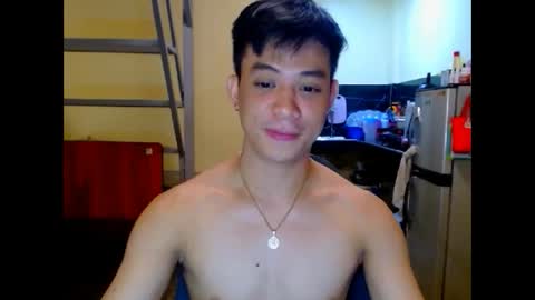 asiandreamboyx online show from April 16, 8:14 am
