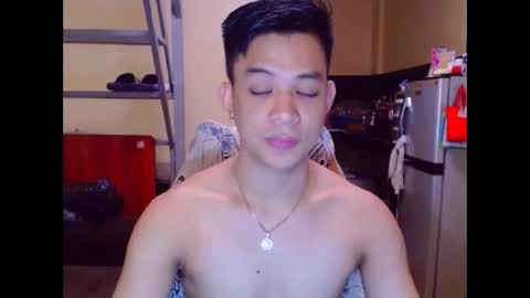 asiandreamboyx online show from September 9, 5:01 pm