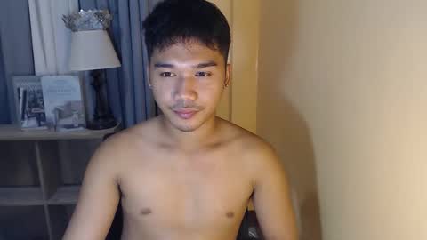 Snapshot of asianhunk_jamesx chatting on October 27, 11:34 am asianhunk_jamesx online show from October 27, 11:34 am