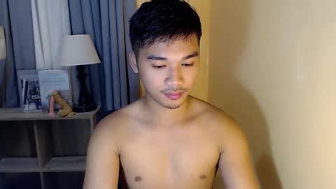 Snapshot of asianhunk_jamesx chatting on October 29, 11:57 am asianhunk_jamesx online show from October 29, 11:57 am