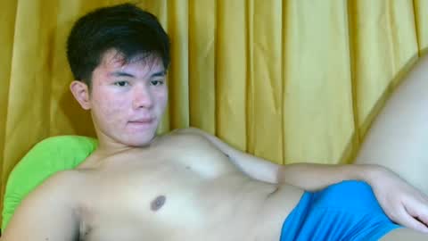 asianjay_hunks online show from May 2, 4:15 am