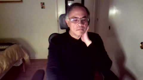 Snapshot of asianmixedman chatting on October 17, 5:06 pm Asian Mixed Man online show from October 17, 5:06 pm