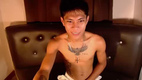 Snapshot of asianplayboyx chatting on March 10, 8:23 pm mark online show from March 10, 8:23 pm