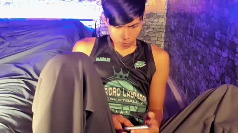 mark online show from April 29, 7:20 pm
