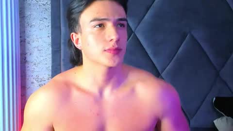 Snapshot of aslanfox1 chatting on October 5, 10:47 pm Aslan online show from October 5, 10:47 pm