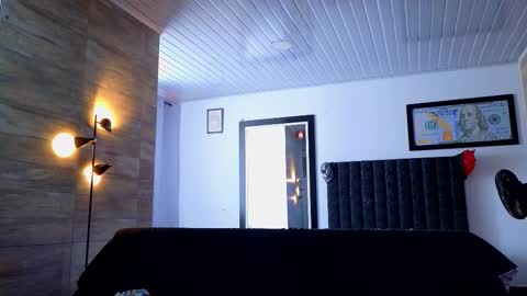 Snapshot of asmodeo_cox chatting on October 22, 2:43 pm Asmodeo - online show from October 22, 2:43 pm