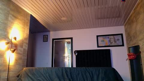 Snapshot of asmodeo_cox chatting on October 31, 8:40 am Asmodeo - online show from October 31, 8:40 am