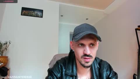 Snapshot of asshunter4k chatting on September 15, 9:10 am asshunter4k online show from September 15, 9:10 am