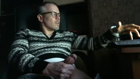 Snapshot of asterion51 chatting on March 2, 5:31 pm asterion51 online show from March 2, 5:31 pm