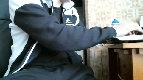Snapshot of asterion51 chatting on October 1, 3:49 pm asterion51 online show from October 1, 3:49 pm