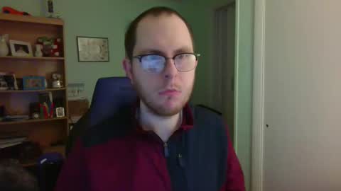 Andrew or Smiley Read the message in bold above the bio design for info on the situation. online show from March 23, 12:16 am