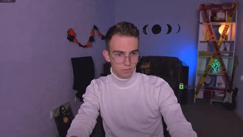 astren online show from October 21, 6:05 am