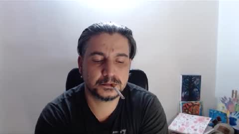 Snapshot of astton_nick chatting on December 31, 4:49 am Nick Astton online show from December 31, 4:49 am