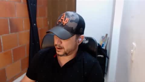 Snapshot of astton_nick chatting on February 27, 3:36 am Nick Astton online show from February 27, 3:36 am