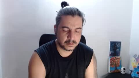 Snapshot of astton_nick chatting on December 9, 3:18 am Nick Astton online show from December 9, 3:18 am