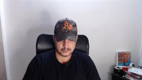 Snapshot of astton_nick chatting on December 3, 1:50 am Nick Astton online show from December 3, 1:50 am