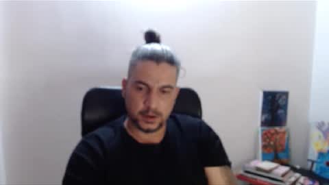 Snapshot of astton_nick chatting on December 21, 5:36 am Nick Astton online show from December 21, 5:36 am