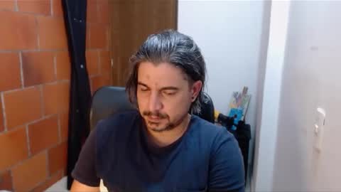 Snapshot of astton_nick chatting on February 9, 3:43 am Nick Astton online show from February 9, 3:43 am