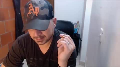 Snapshot of astton_nick chatting on January 31, 4:47 am Nick Astton online show from January 31, 4:47 am