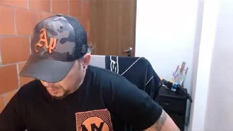 Snapshot of astton_nick chatting on January 12, 3:17 am Nick Astton online show from January 12, 3:17 am