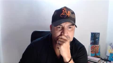 Snapshot of astton_nick chatting on December 19, 2:45 am Nick Astton online show from December 19, 2:45 am