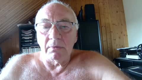 asusandy online show from June 22, 12:31 pm