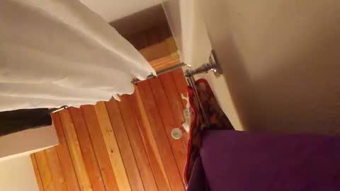 jonnyandrew online show from April 2, 9:33 pm