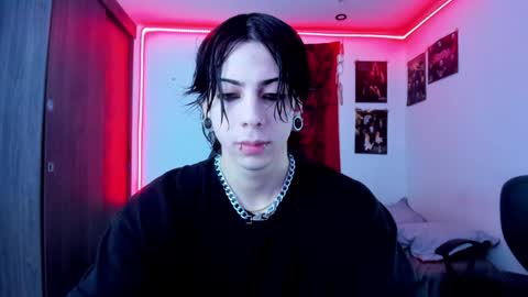 Snapshot of atheneoo_ chatting on January 5, 5:41 am athenauwu online show from January 5, 5:41 am