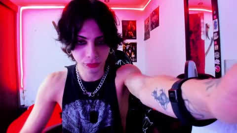 Snapshot of atheneoo_ chatting on January 12, 6:17 am athenauwu online show from January 12, 6:17 am