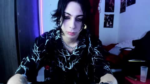 Snapshot of atheneoo_ chatting on February 23, 4:01 am athenauwu online show from February 23, 4:01 am