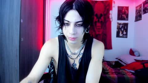 Snapshot of atheneoo_ chatting on February 3, 4:35 am athenauwu online show from February 3, 4:35 am