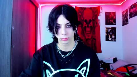 Snapshot of atheneoo_ chatting on February 12, 5:15 am athenauwu online show from February 12, 5:15 am