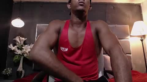 Snapshot of athleticbig_cock chatting on September 28, 2:53 am ATHLETIC COCK online show from September 28, 2:53 am