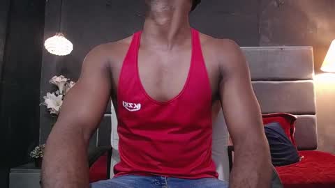 Snapshot of athleticbig_cock chatting on October 14, 1:23 am ATHLETIC COCK online show from October 14, 1:23 am