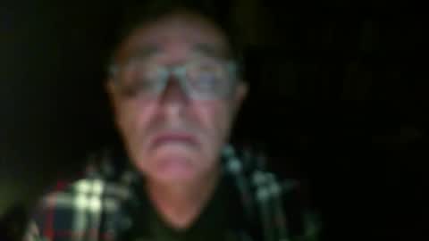 Snapshot of atlhung9 chatting on October 22, 11:19 pm Atlhung9 online show from October 22, 11:19 pm