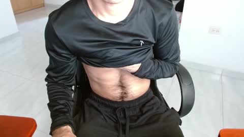 Aureliano online show from April 22, 10:14 pm