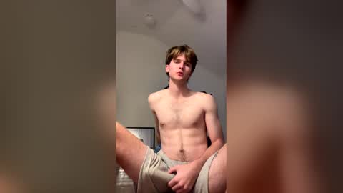 aussieboyethan online show from March 3, 1:51 pm