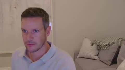 aussiesurfer0000 online show from April 14, 5:51 am