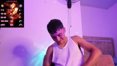 Snapshot of austin_cardieff_ chatting on September 26, 3:37 am Austin online show from September 26, 3:37 am
