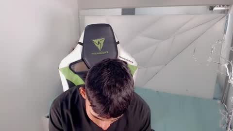 AUSTIN online show from October 19, 2:09 pm