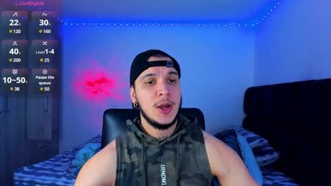 A online show from January 23, 11:05 pm